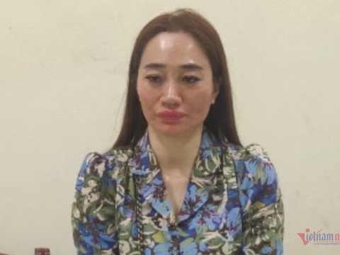 Cô đồng bổ cau 'đúng nhận sai cãi' bị khởi tố bổ sung